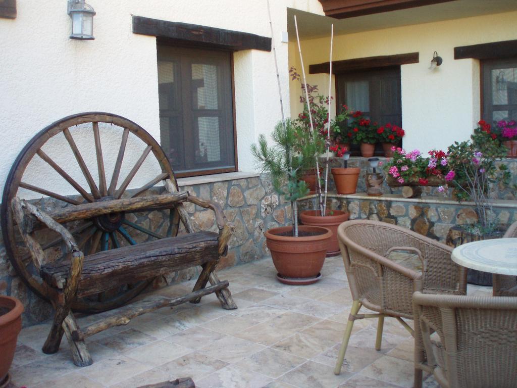 Apartamentos Rurales La Muralla II Canete  Buitenkant foto